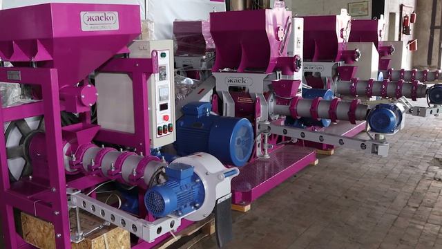 Новая партия экструдеров компании 