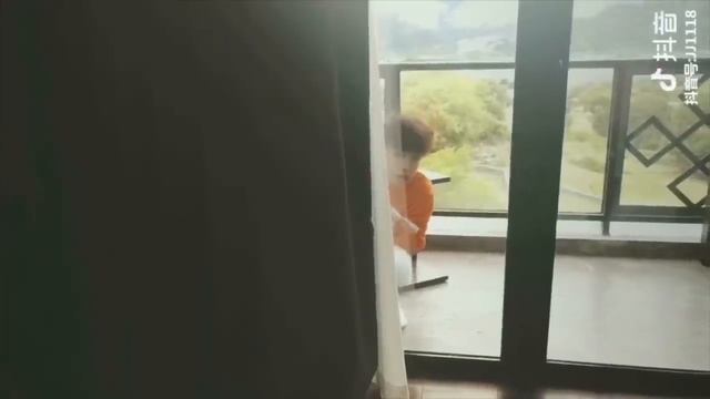 Love Between Wolf And Person/Love Between Rich And Poor/Short Movie In Tik Tok/Douyin