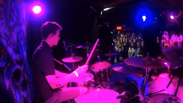 Четыре Апреля - Ч/Б Кино Drum cam смотреть онлайн