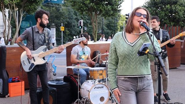 CROWDED STREET STOPS IN AMAZEMENT | Beggin' - Maneskin | Allie Sherlock & The 3 Busketeers cover смотреть онлайн