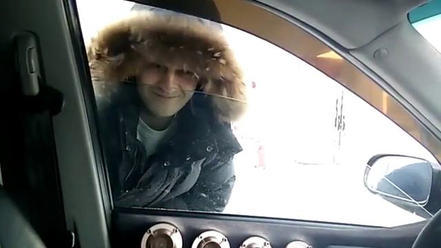 Банан валит немного музла зимой, НЕНАВАЛИВАЛ! смотреть онлайн