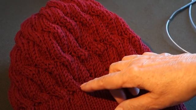 279. МК- ШАПКА НА ЗИМУ вязание спицами, связать просто смотреть онлайн