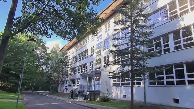 89 школа. Вюнсдорф. Германия. 2022 год. смотреть онлайн