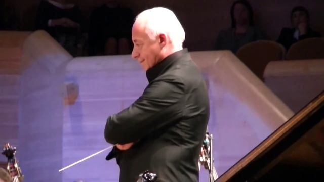 Shio Okui (11) _Mozart Piano Concerto No.21 K.467 with Vladimir Spivakov & Moscow Virtuosi _ 奥井紫麻 смотреть онлайн