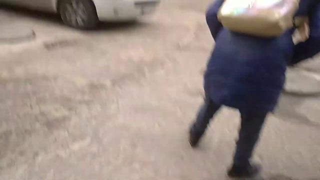 ВЛОГ!МОСТ ЗАКРЫЛИ? ДЕЛАЕМ УРОКИ И ИДЕМ ГУЛЯТЬ смотреть онлайн