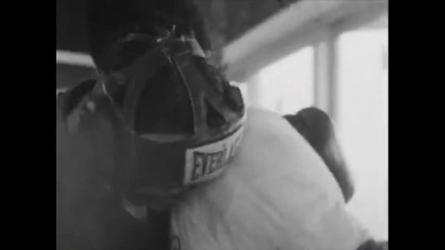 Cus D'Amato. Jose Torres Train With Willie Bag, 1965