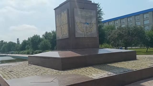 Достопримечательности Северодонецка(часть 1) ДК "Химиков", ДК "Строителей", Драмтеатр и т.д. смотреть онлайн