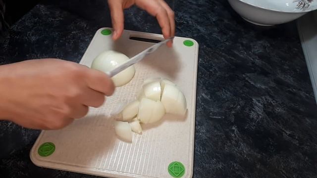 Блинчики без молока яйца и масла с потрясающей начинкой | Бесподобные бризоли | Pancakes recipe смотреть онлайн