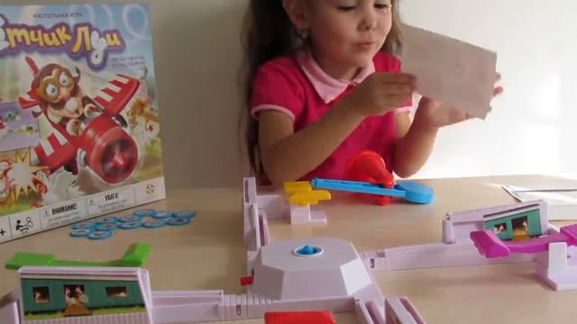 Распаковка Игра Летчик Луи Обзор Unboxing Loopin' Louie смотреть онлайн