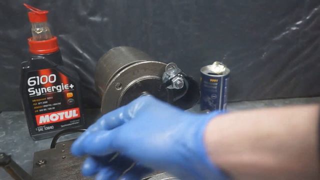 Motul 6100 Synergie+ 10W40 + Mannol 9991 Molibden Test Tarcia 100°C 2kg