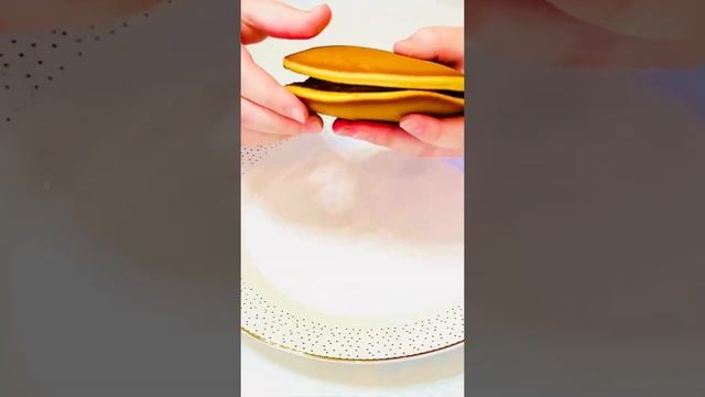 Самые вкусные ЯПОНСКИЕ ДОРАЯКИ! За 5 минут готовлю на завтрак! Нежные оладьи. Блины.Панкейки. Десер смотреть онлайн