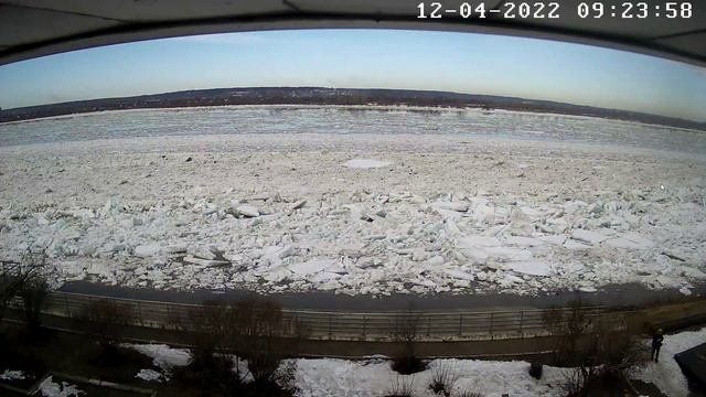 Трансляция реки Томь — Речной вокзал — веб-камера в Томске - Google Chrome 2022-04-12 09-20-43.mp4 смотреть онлайн