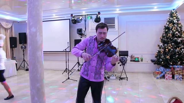 Новогодняя Ночь Арт Холл still loving you на скрипке смотреть онлайн