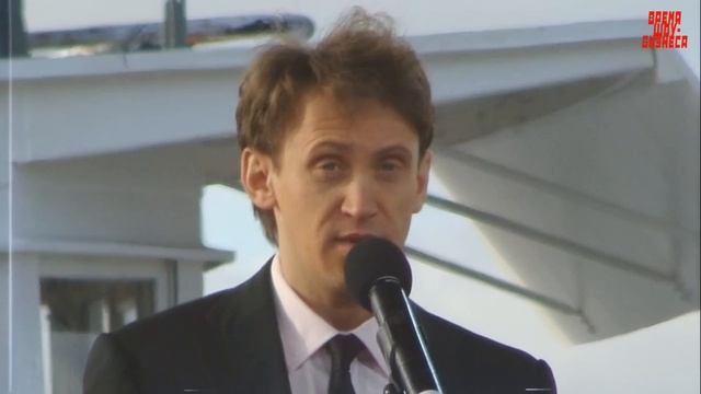 Стала известна судьба пропавшего без вести юмориста Дроботенко смотреть онлайн