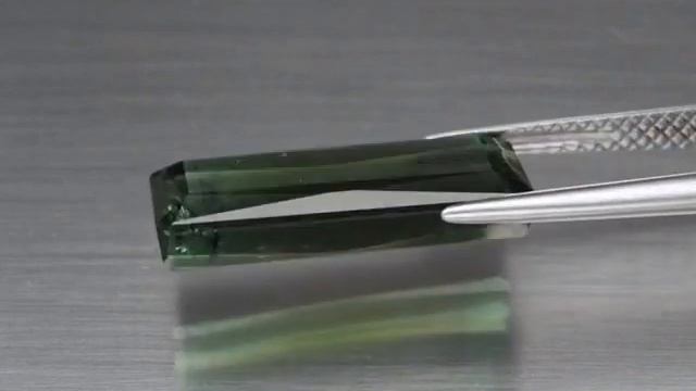 Зеленый турмалин натуральный 6.01 карат арт 40216 смотреть онлайн
