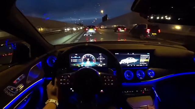 Test Drive Mercedes-AMG GT 63 S 2021 Night.