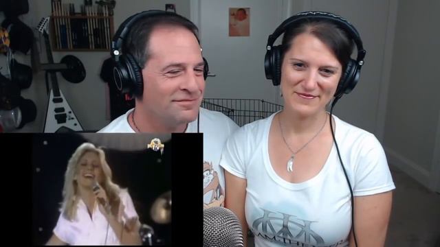 Olivia Newton John (Magic w/video) Kel's First Reaction смотреть онлайн