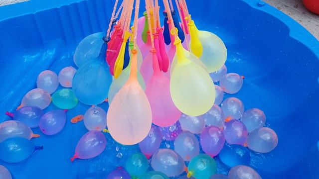 Water Balloon Bomb / HOW TO FILL 100+ MAGIC WATER BALLOONS / V BALLOON смотреть онлайн