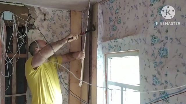 Разбираем стены, халявные дрова. Жизнь в деревне, ремонт старого дома.