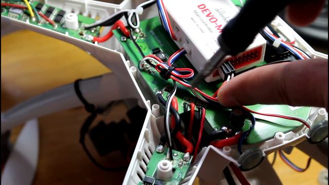 Walkera QR X350 PRO - Power for the video transmitter смотреть онлайн