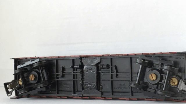 Umbum cardboard freight car with plastic bogies added - RZD H0-scale 1/87 смотреть онлайн