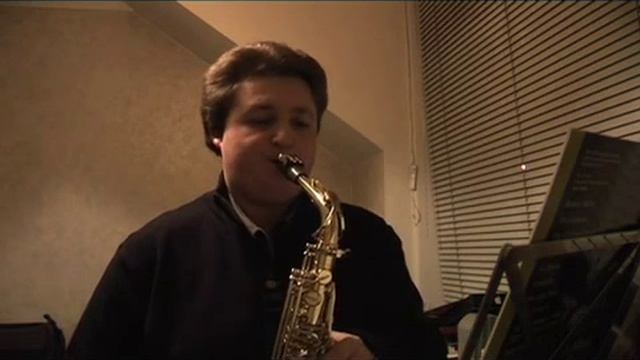 "Bésame Mucho" - Played on the Eb Alto Saxophone смотреть онлайн
