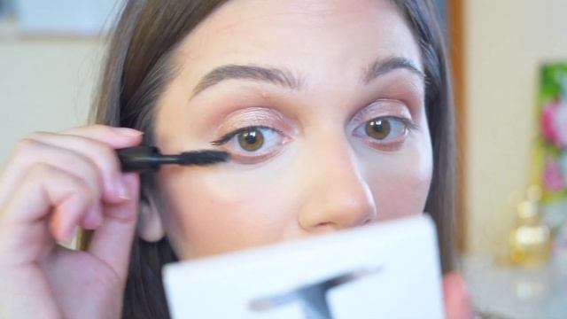 Rihanna Fenty Beauty распаковка + обзор косметики? хайлайтер, тени, тушь, кисти, блеск для губ смотреть онлайн