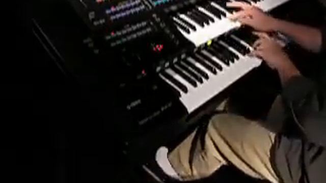 Running In The Family (Level 42) on Yamaha EL-900 by Electone Player смотреть онлайн