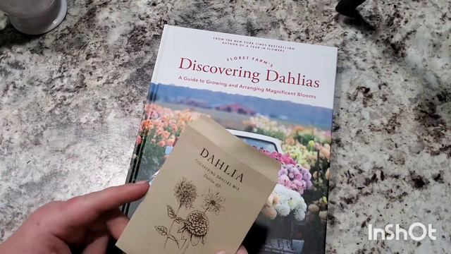 DAHLIAS! DAHLIAS! DAHLIAS! Discovering Dahlias, Unboxing & Planting Dahlia TUBERS & Dahlia SEEDS! смотреть онлайн