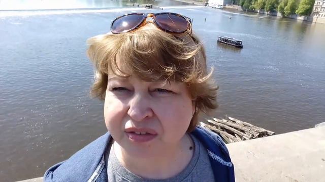 Женщина за 40. Плюнула на все обстоятельства и уехала. смотреть онлайн