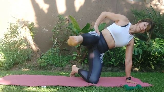 Burn ? booty, beautiful back & abs till sore @tzadler9232 смотреть онлайн