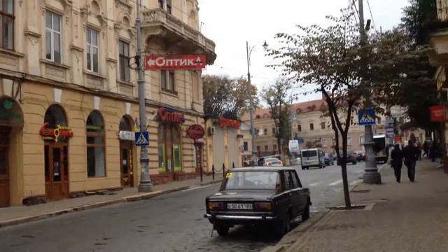 Архитектура в центре Черновцов смотреть онлайн