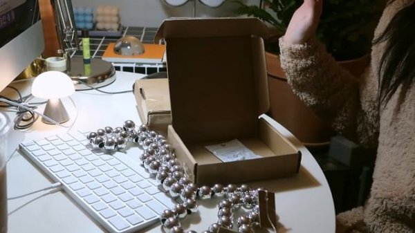 Self-Care Vlog In Korea: sick & eating all day, closet clean-out, cooking Korean food | Q2HAN