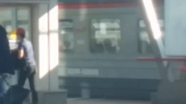 ЭД4М-0268 На станции Нижегородская (Карачарово) смотреть онлайн