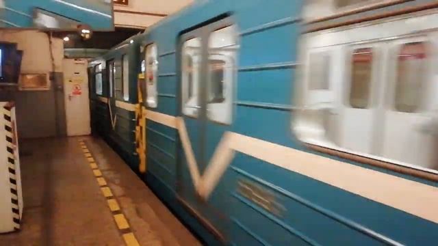 Поезд следует до станции Автово. Только до станции Автово поезд следует. смотреть онлайн