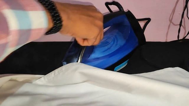 Philips GC3925/34 | 2400W Steam Iron Press | Tech Studio