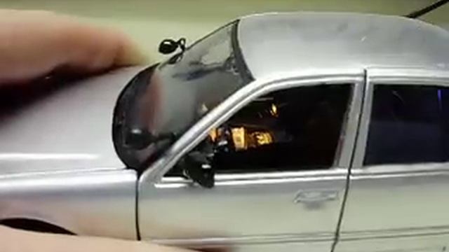 Custom 1:24 scale FORD CROWN VIC unmarked/ slicktop police diecast w/ working lights смотреть онлайн