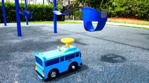 Влад и Никита и весёлые приключения с маленьким автобусом Тайо