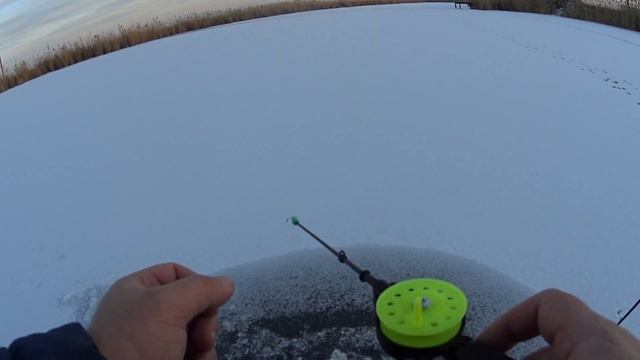 ЭТО МАНЫЧ! И ПЕРВАЯ ПОЛНОЦЕННАЯ ЗИМНЯЯ РЫБАЛКА. смотреть онлайн