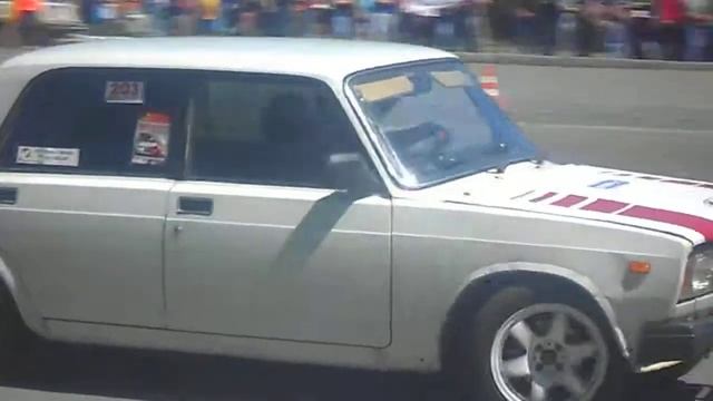 14 июня - Фигурный пилотаж - пл.Свободы / город Барнаул (видео D.Roma) смотреть онлайн