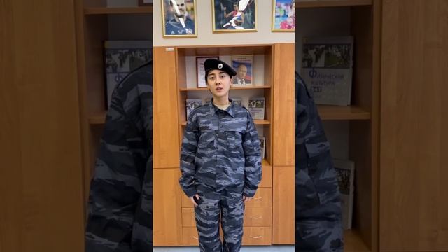 Ученица 9 "Б" класса Лопатинской школы Мухлиса Мухиддинова читает стихотворение "Я живой". смотреть онлайн