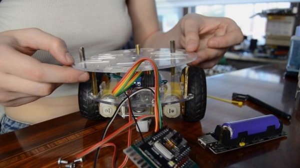 Esp32-CAM Robot Project | Собираем первого робота на колесах (исправленное)