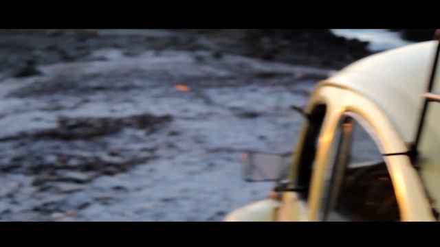 NOS FUIMOS A LOS 80!!! / Volkswagen Escarabajo 1981 смотреть онлайн