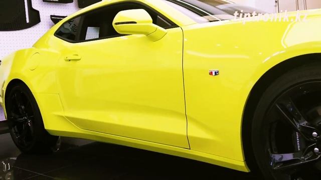 Chevrolet Camaro 2.0 круче ли Ford Mustang или Dodge Challenger