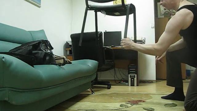 Training Grip With Stool