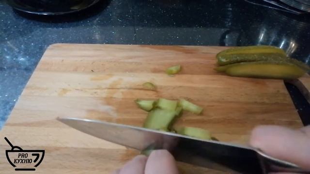 Салат из свиного языка! ЭТОТ ВКУСНЫЙ САЛАТ ОЦЕНЯТ ВАШИ ГОСТИ! СЪЕДАЮТ БЫСТРО и ПРОСЯТ РЕЦЕПТ! смотреть онлайн