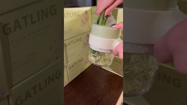 Универсальный многофункциональный беспроводной кухонный измельчитель 4 в 1 смотреть онлайн