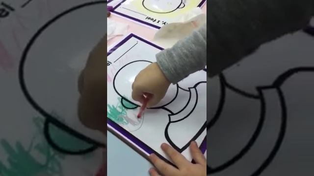 Эля на английском ( 3 года). Папа на работе. смотреть онлайн