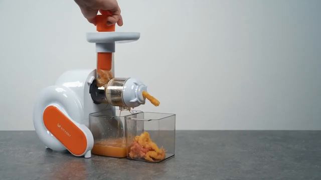 Шнековые соковыжималки Kitfort KT-1110 и KT-1111 смотреть онлайн