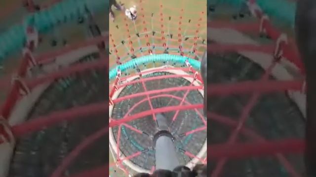 escape from mum- stay longer at the park!! смотреть онлайн